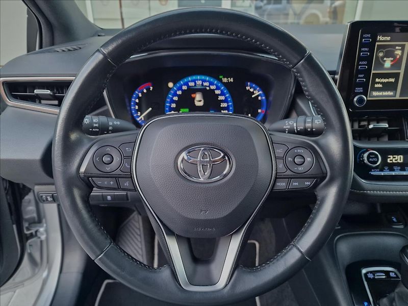 Toyota Corolla 1.8 Hybrid Comfort,ČR ,1.Maj. - fotka 21 z 48
