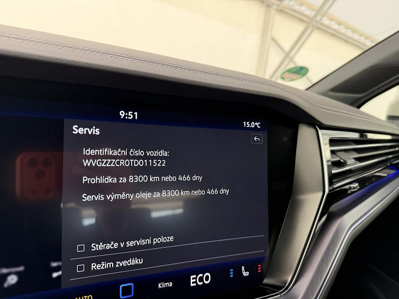 Volkswagen Touareg 3.0Tdi*210kw*1-MAJ*DPH*R-Line* - fotka 46 z 50