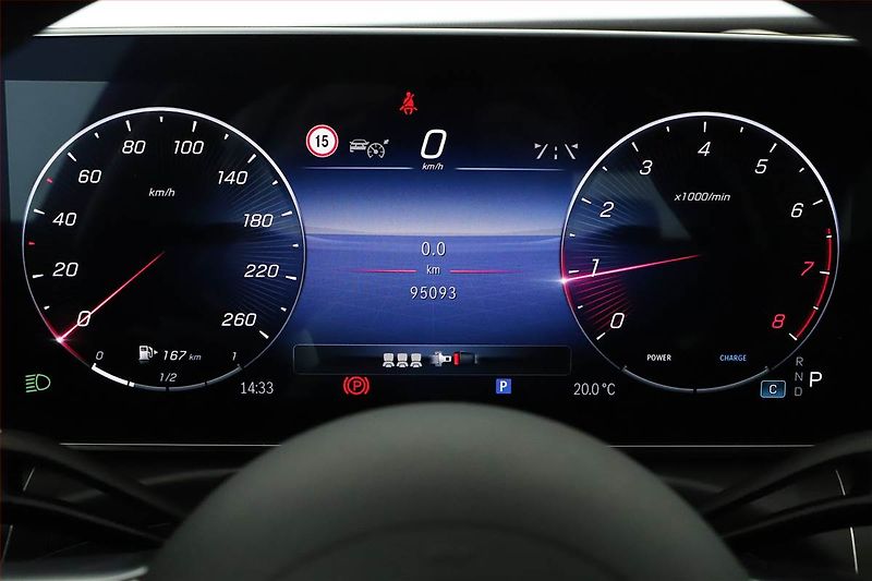 Mercedes-Benz Třídy C (2023) C 300 4MATIC - fotka 8 z 27