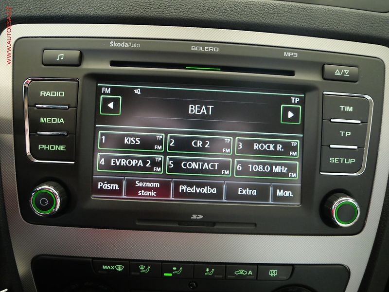 Škoda Octavia (2012) 1.6TDi, 2.maj,ČR, DSG, STK4 - fotka 19 z 26