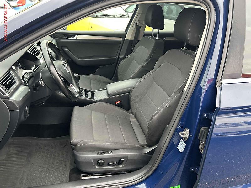 Škoda Superb (2016) 1.6 TDi - fotka 9 z 17