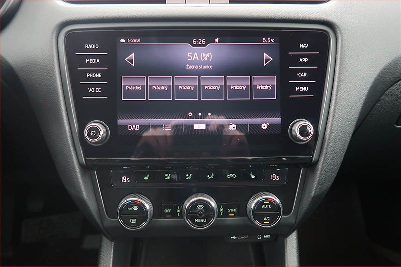 Škoda Octavia (2017) Style 2.0 TDI, Navi, Tempomat - fotka 12 z 18