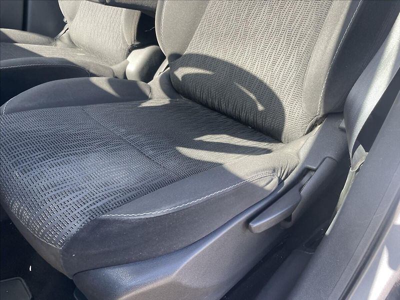 Citroën C3 Picasso 1,6 HDi 68kw Klima Euro5 po ST - fotka 18 z 25