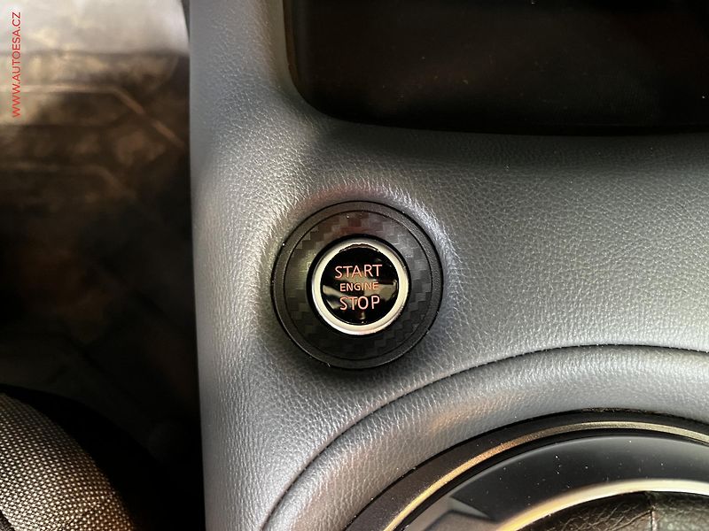 Nissan Juke (2022) 1.0 DiG-T, ČR, N-Connecta - fotka 16 z 19