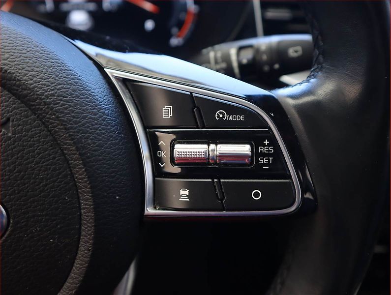 Kia Ceed (2021) 1.5 T-GDI, Automat, Serv.kniha - fotka 17 z 21
