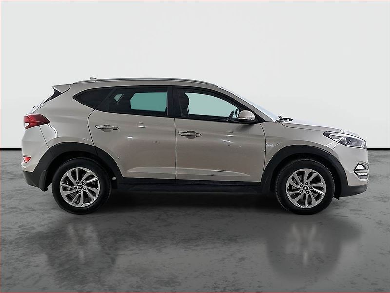 Hyundai Tucson (2016) 1.7 CRDi, Automat, Navi - fotka 6 z 20