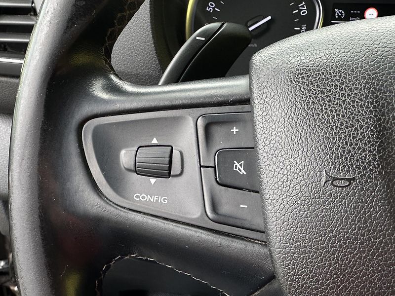 Toyota ProAce (2020) AUTOMAT 2.0/130kW ČR * 5.Míst  - fotka 11 z 36