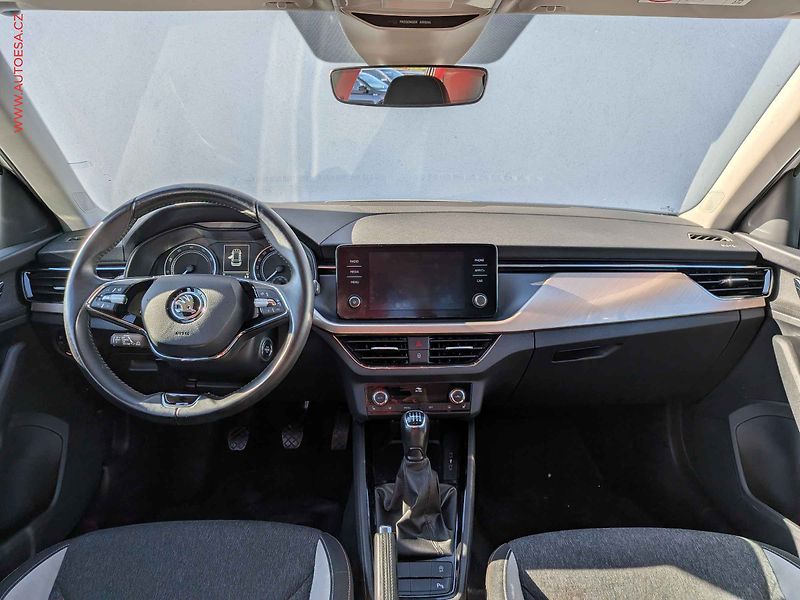 Škoda Kamiq (2023) 1.0TSi, ČR, Style, LED - fotka 8 z 15