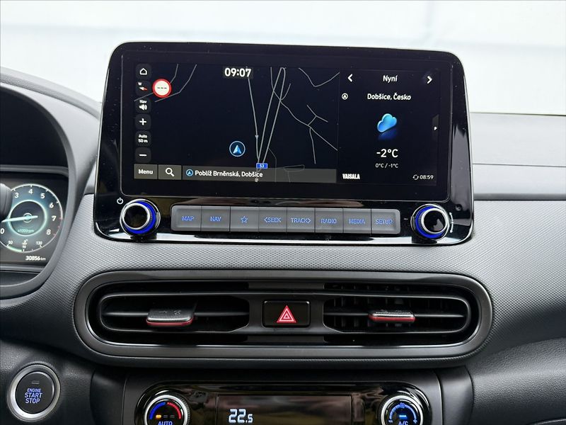 Hyundai Kona 1,6 T-GDi 145kW DCT N-Line 4WD - fotka 13 z 25