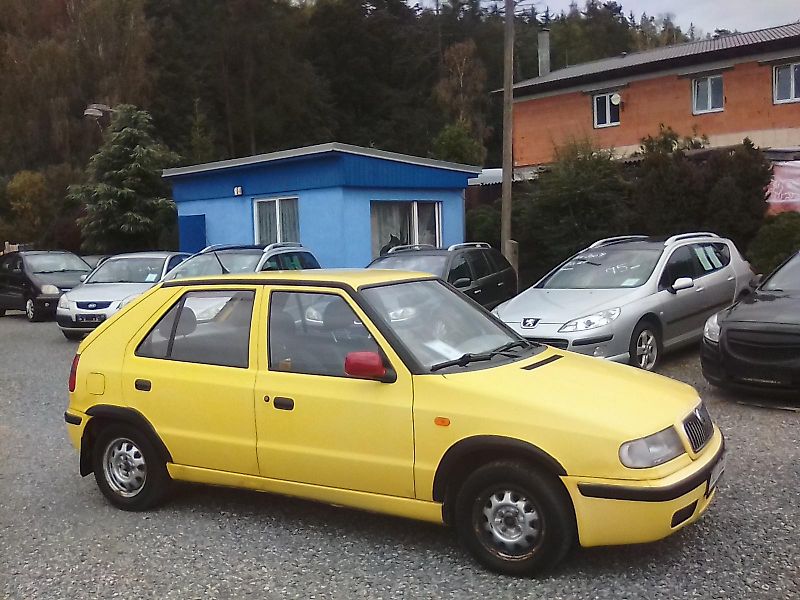 Škoda Felicia (2000) 1.3i / 40KW, jede super - fotka 9 z 42