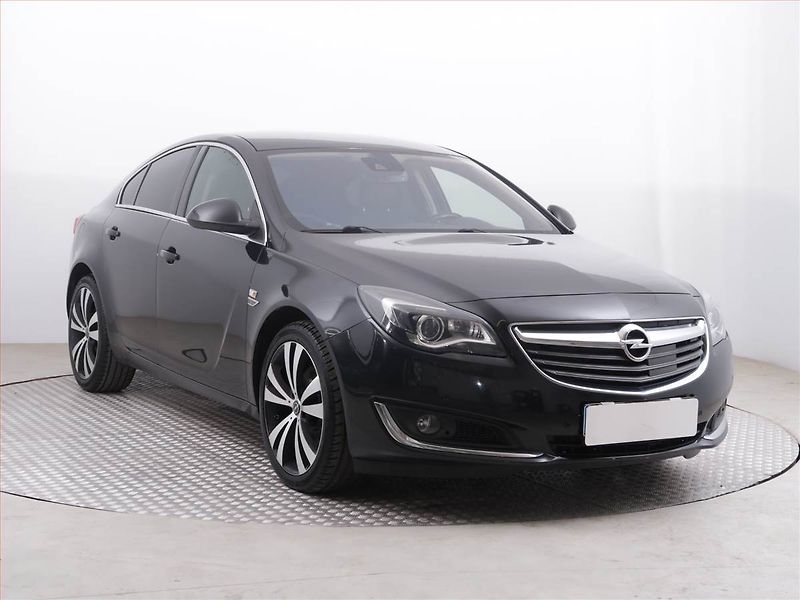 Opel Insignia (2015) 2.0 CDTI, 4X4, Automat, Navi - fotografie inzerátu