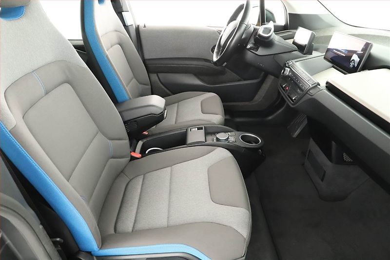 BMW i3 (2021) 120Ah BEV, SoH 91% - fotka 7 z 26