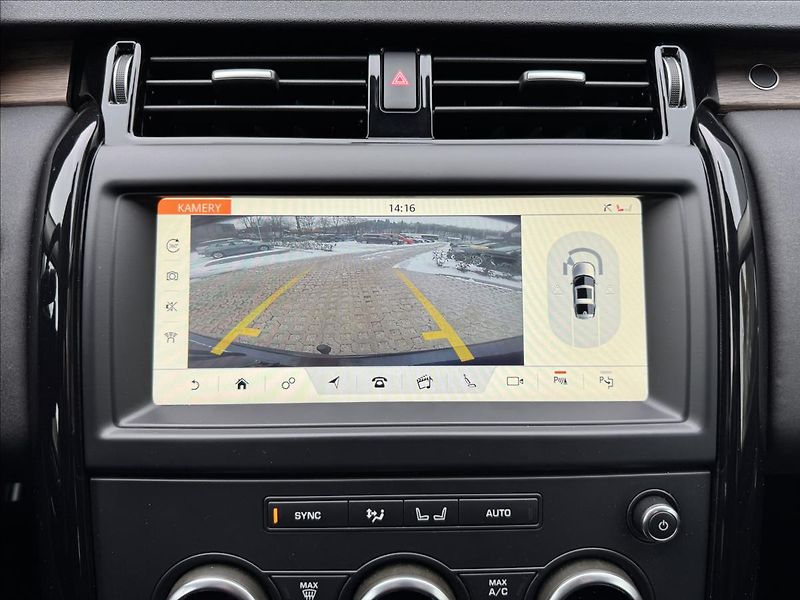 Land Rover Discovery 3,0 SDV6 SE AT AWD ČR DPH - fotka 24 z 28