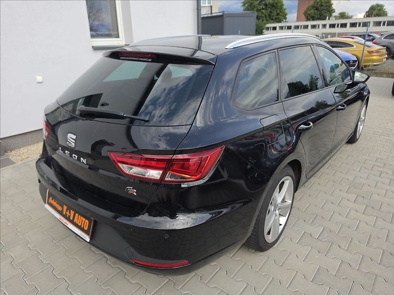 Seat Leon 1,4 TSi 110KW ST FR+ KŮŽE NAVI - fotka 6 z 46
