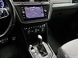 Volkswagen Tiguan 2,0 TDI DSG 4MOTION R-LINE - náhled 25