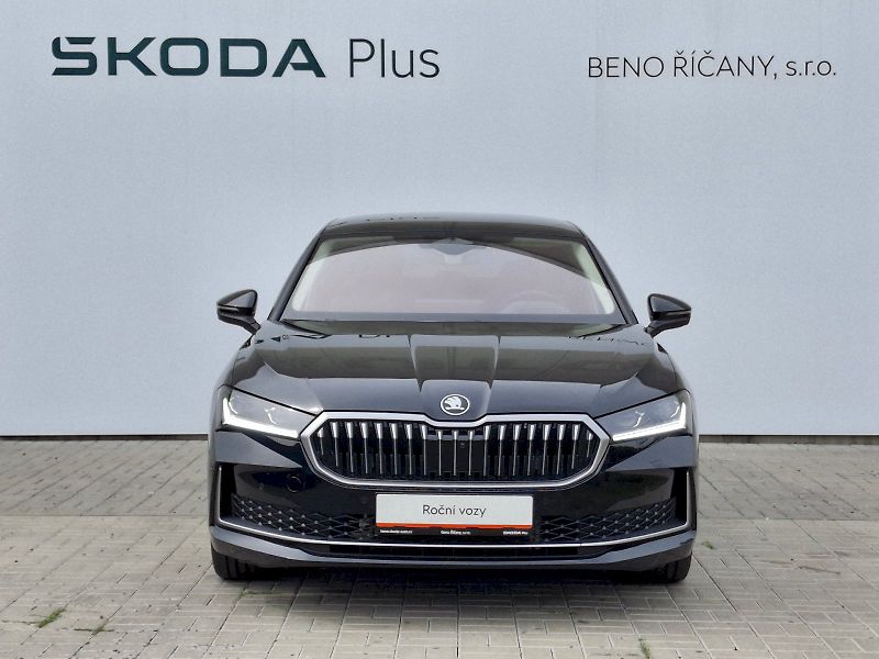 Škoda Superb (2025) iV L&K DSG 1,5TSi 150kW - fotka 4 z 35