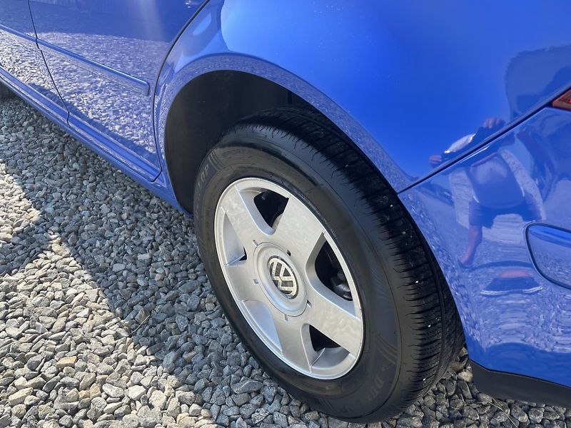 Volkswagen Golf 1.6i SR 100PS 134TKM EXTRA 1A! - fotka 33 z 174