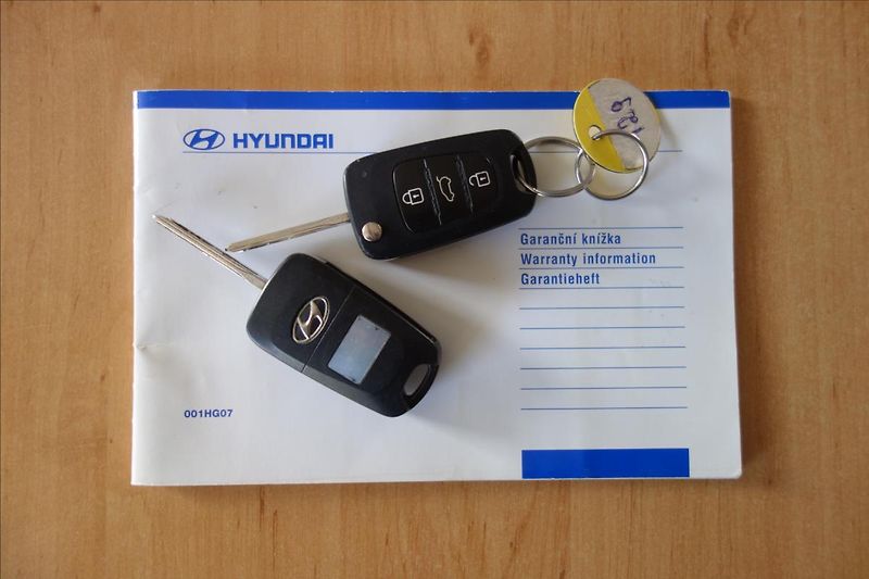 Hyundai i30 1,4 i, ČR, SERV.KN., COMFORT. - fotka 29 z 34