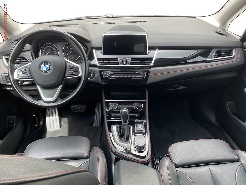 BMW Řada 2 (2016) 2.0 i 220 i, Sport Line, AT - fotka 8 z 21
