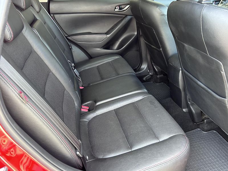 Mazda CX-5 2.0 Skyactiv-G AWD AT Revolut. - fotka 11 z 38