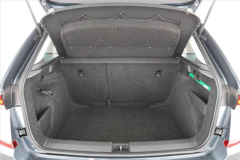 Škoda Kamiq (2021) Style 1.0 TSI, Serv.kniha - fotka 15 z 16