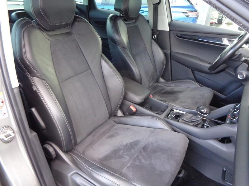 Škoda Karoq 2.0 TDI 4X4 DSG STYLE PLUS - fotka 26 z 30