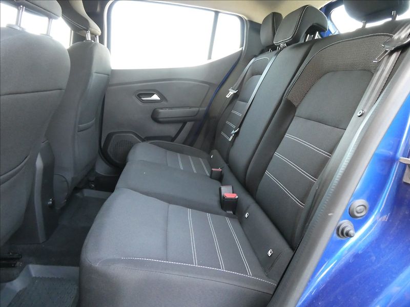 Dacia Sandero 1,0 TCe 67kW Comfort, navigace - fotka 18 z 38
