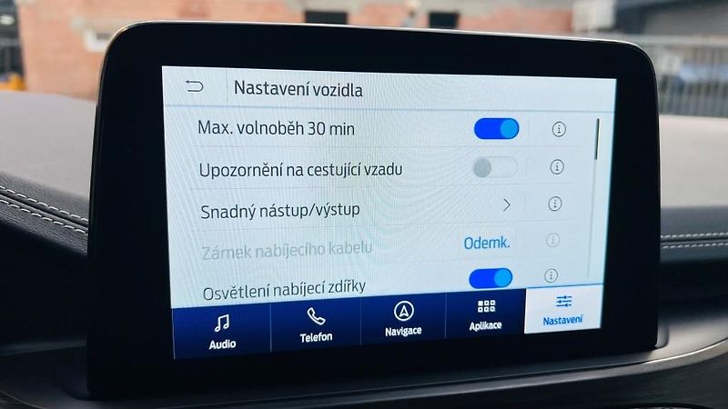 Ford Kuga (2022) 2.5i PHEV 165 kW Vignale AT - fotka 30 z 42