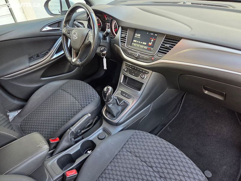 Opel Astra (2019) 1.4 Turbo 92Kw 1.maj Odp DPH - fotka 16 z 32