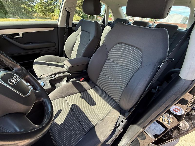 Audi A4 2,0 TDI automat - fotka 6 z 15
