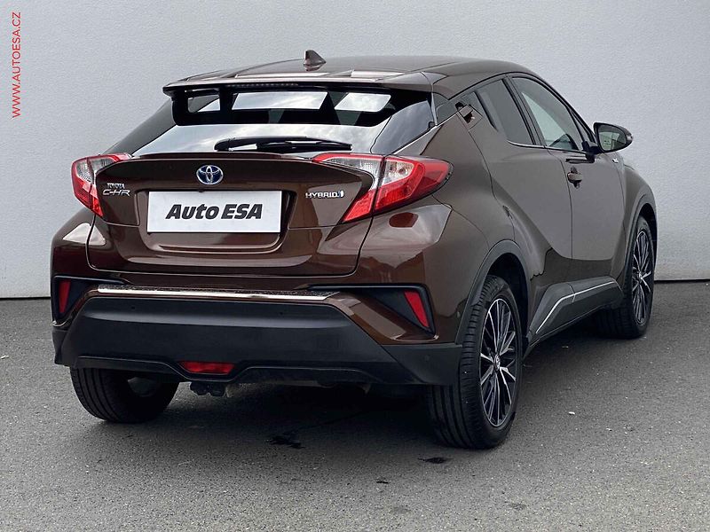 Toyota C-HR (2017) 1.8i, ČR, Active, AT - fotka 4 z 18
