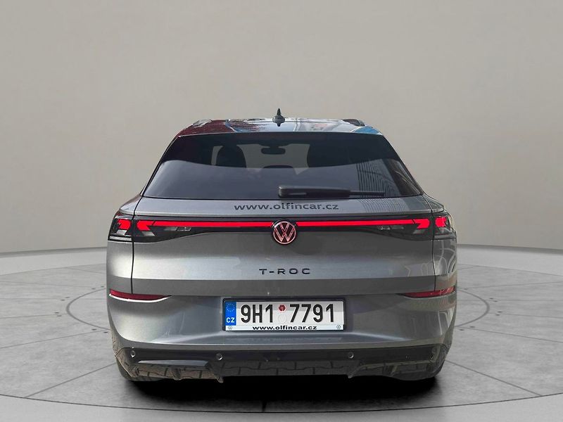 Volkswagen T-Roc - fotka 4 z 8