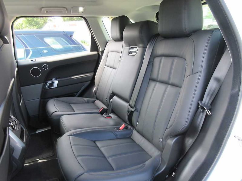 Land Rover Range Rover Sport 3,0 SDV6 HSE D250 4x4 aut. - fotka 17 z 46
