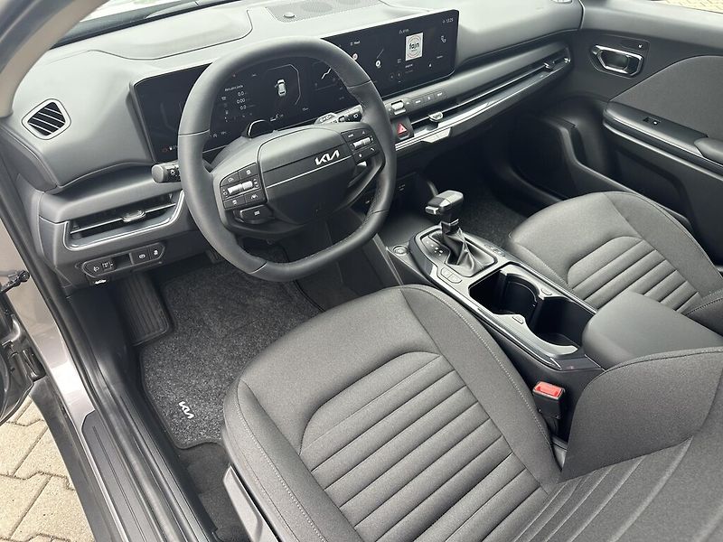 Kia K4 Sportswagon (2026) 1,6 T-GDi 7DCT 110 kW EXCLUSIV - fotka 4 z 6