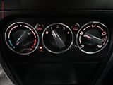 Suzuki SX4 (2006) 1.9 D, AC, výhřev sed - náhled 16