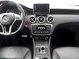 Mercedes-Benz Třídy A (2013) A45 AMG 2,0 265kW 4MATIC Perfo - náhled 11
