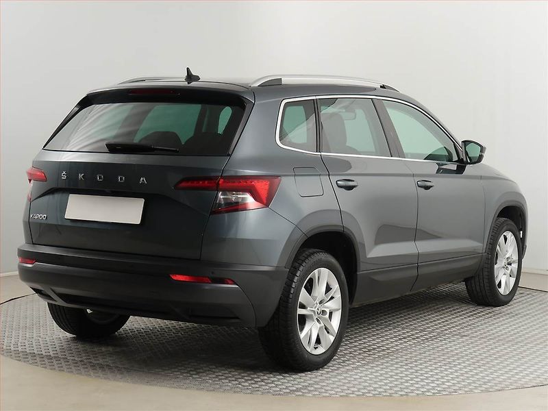 Škoda Karoq (2021) Style 1.5 TSI - fotka 5 z 20
