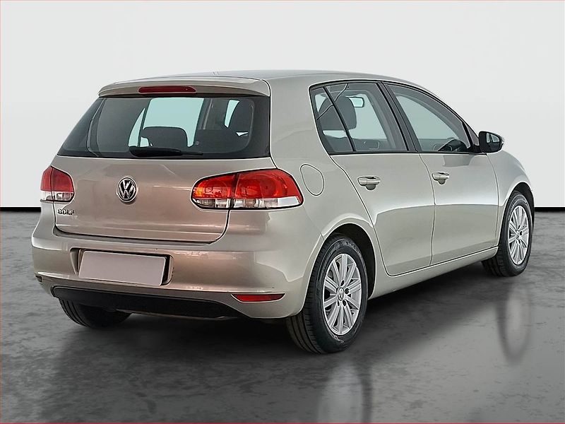 Volkswagen Golf (2011) 1.2 TSI, Automat, Tempomat - fotka 5 z 17