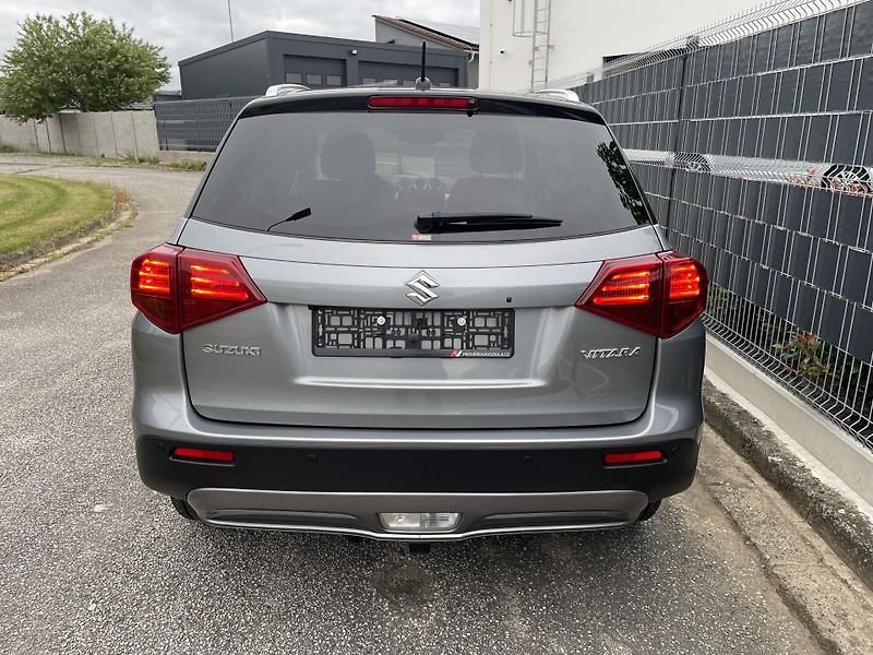 Suzuki Vitara (2020) 1.4 BoosterJet 103 kW LIMITED - fotka 8 z 33