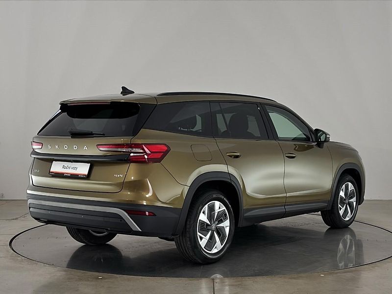 Škoda Kodiaq Selection 4x4 DSG - fotka 2 z 31