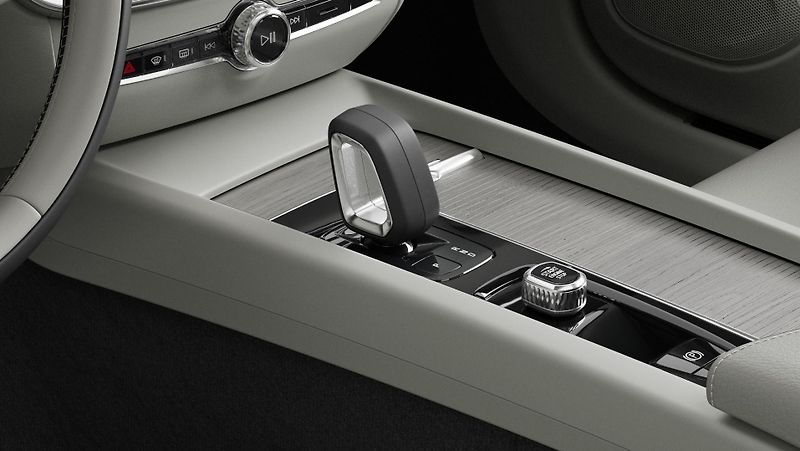 Volvo V60 (2026) B4 AUT DARK PLUS - fotka 9 z 9