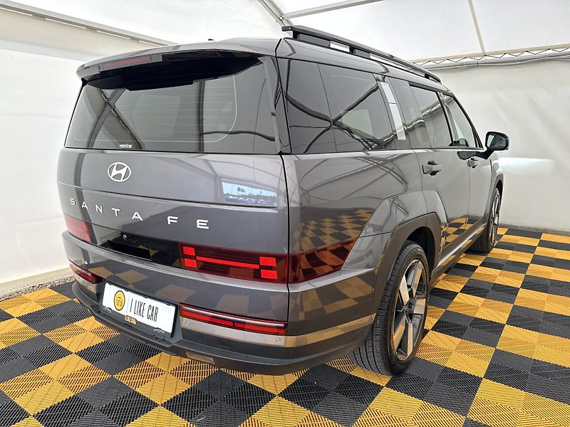 Hyundai Santa Fe 1.6*Hybrid*132kw*DPH*7Mist* - fotka 5 z 47