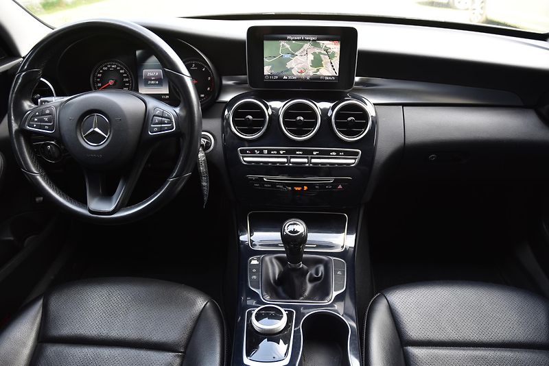 Mercedes-Benz Třídy C 180 CDi,KŮŽE,TEMP,NAVI,KLIMA - fotka 37 z 48