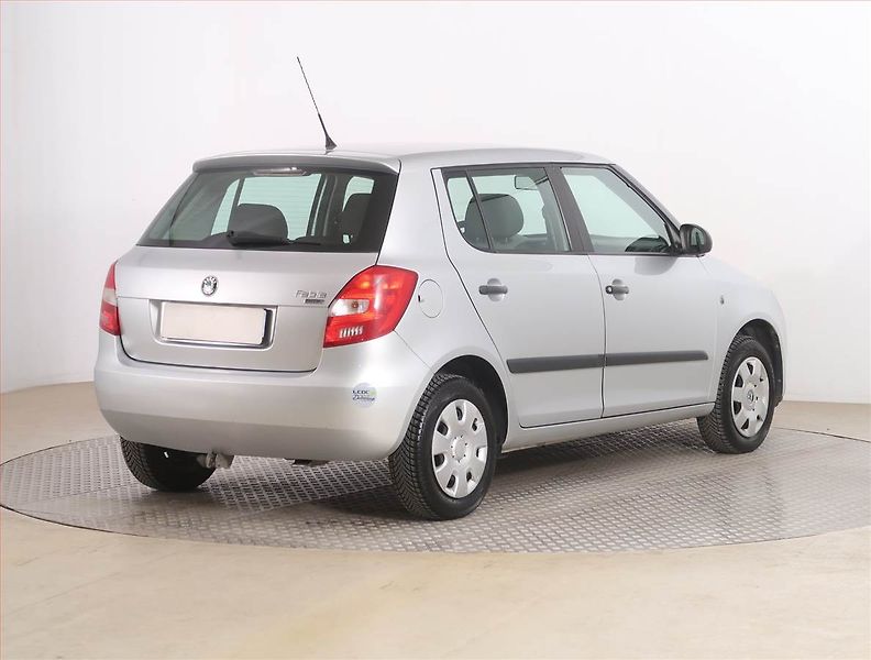 Škoda Fabia (2008) 1.2, po STK, Tažné - fotka 5 z 14