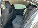 Škoda Octavia 2.0 TDi 85 kW Selection - náhled 12