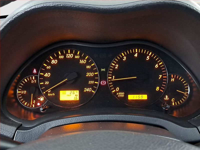 Toyota Avensis (2003) 1.8 VVT-i, po STK, servisované - fotka 11 z 18