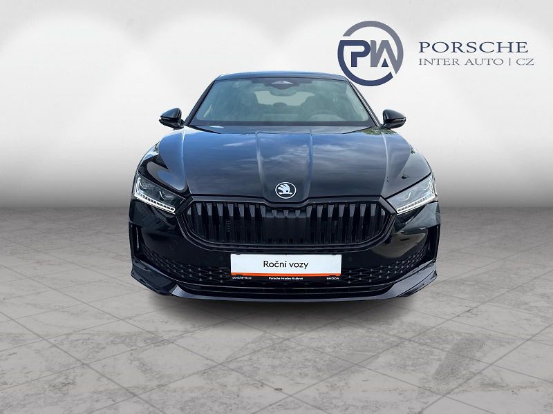 Škoda Superb Sportline 2,0 TSI 150 kW DSG - fotka 4 z 26