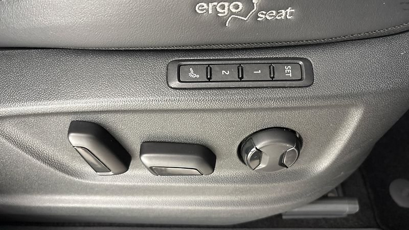 Škoda Kodiaq 2.0 TDI DSG 4x4 L&K - fotka 23 z 35