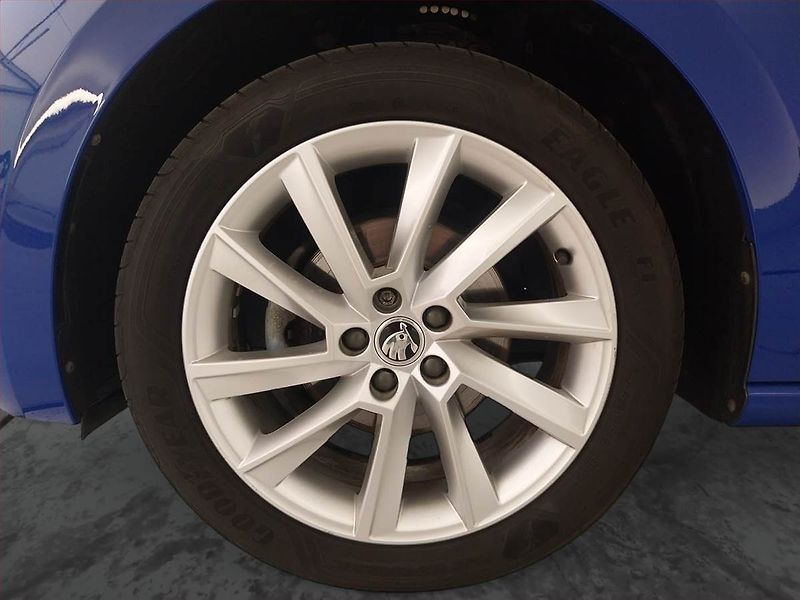 Škoda Scala (2020) Style 1.0 TSI, Automat - fotka 15 z 21