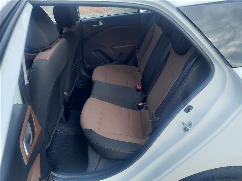 Hyundai i20 FC 1,2i 55kW - fotka 20 z 48